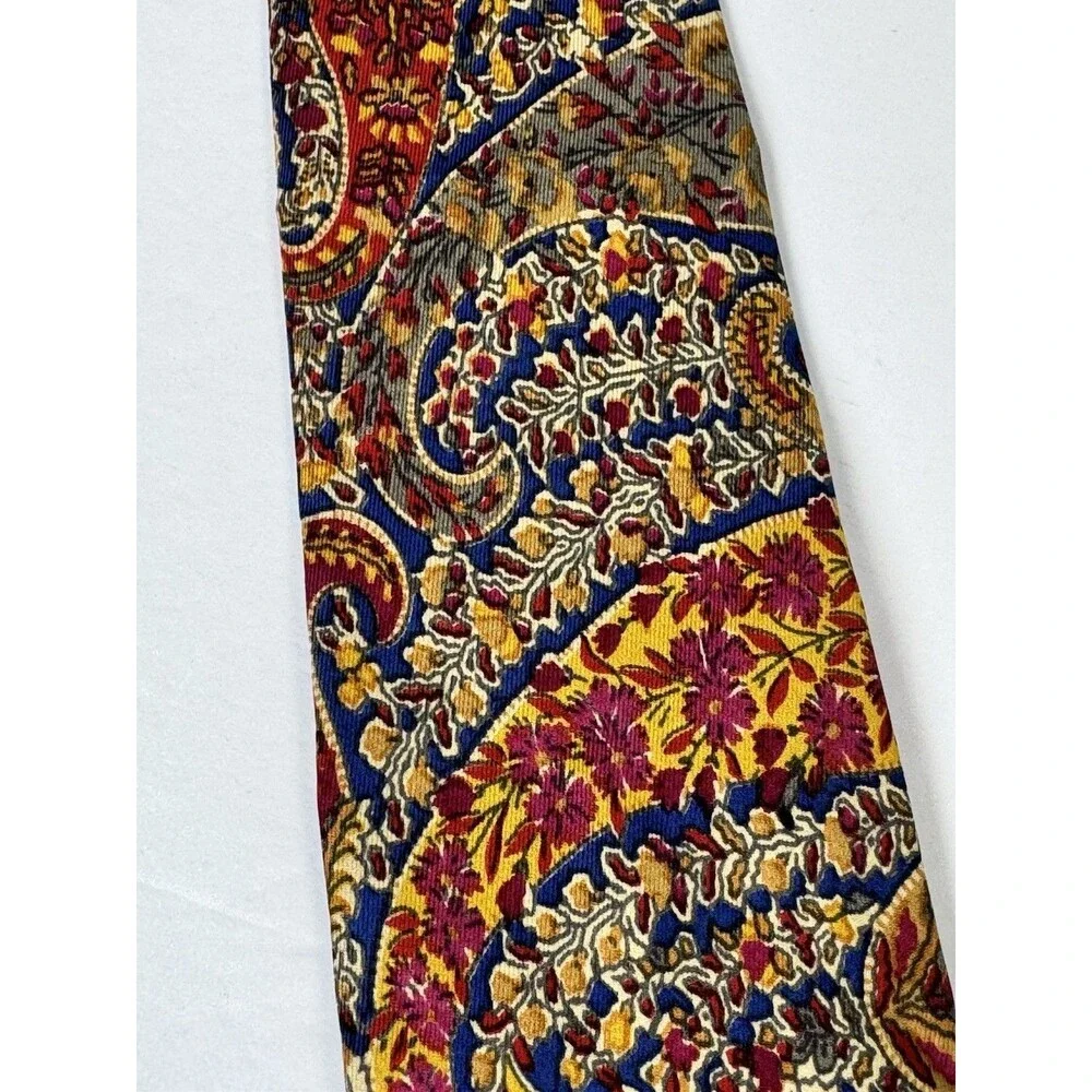 Vintage‎ Etro Silk Tie Paisley Baroque Multicolor Milano Italy Print Made in USA